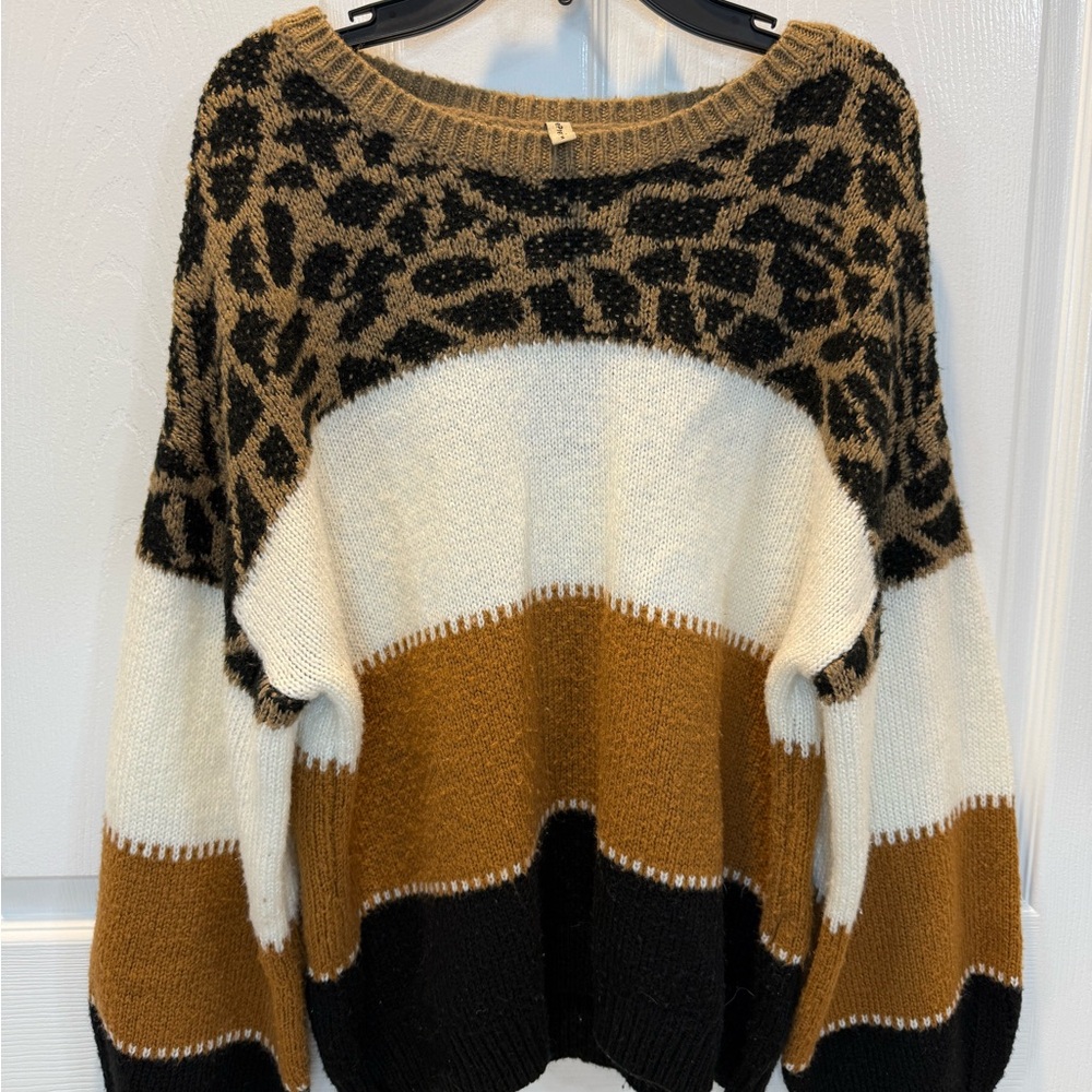 ePretty Leopard Patterned Color Block Sweater - Picture 6 of 10